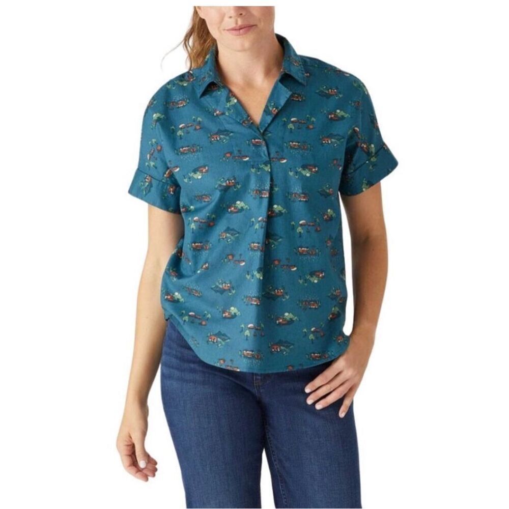 Duluth Trading Co Teal Short-Sleeve Button-Up Blouse with Car Print